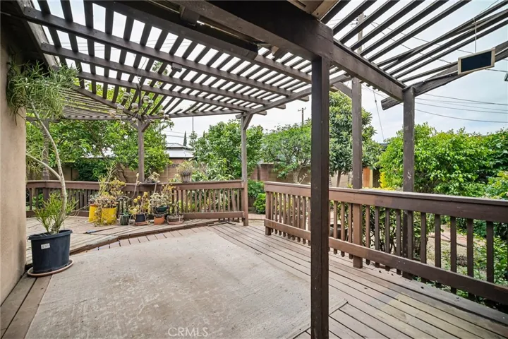 14860 Novice Street, North Hills, California 91343