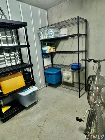 Unit storage