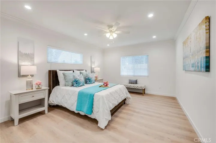 4705 Whitewood, Long Beach, California 90808