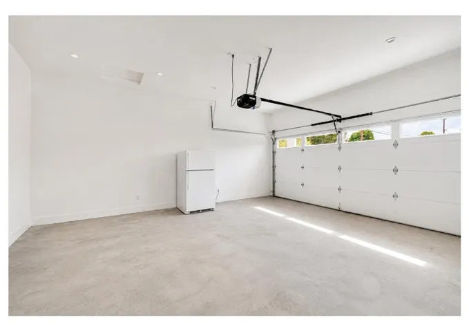 4705 Whitewood, Long Beach, California 90808
