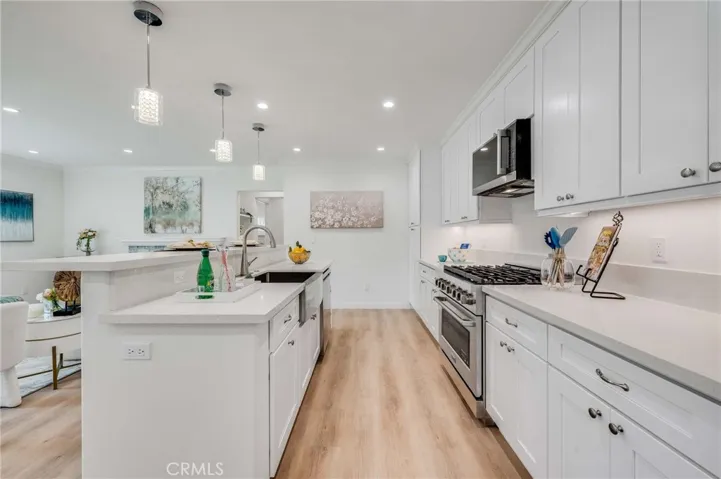4705 Whitewood, Long Beach, California 90808