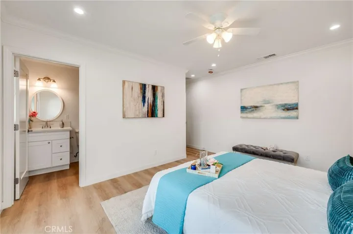 4705 Whitewood, Long Beach, California 90808