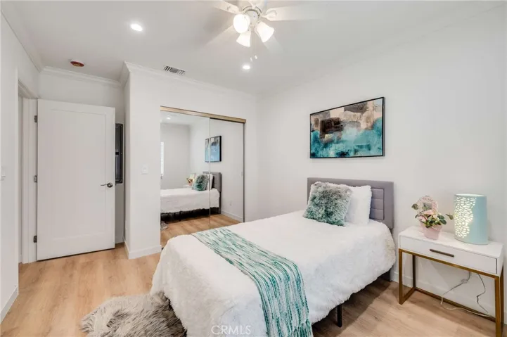 4705 Whitewood, Long Beach, California 90808