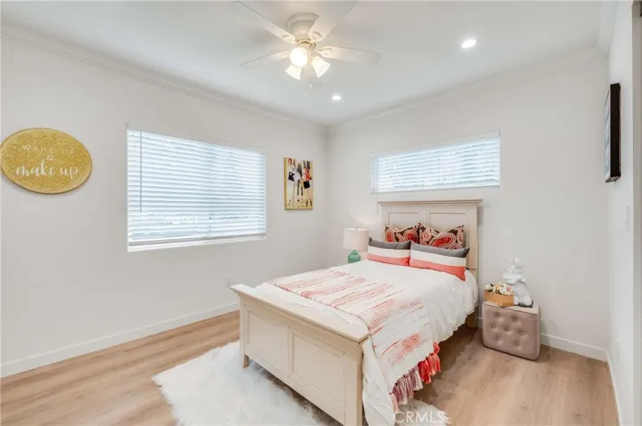 4705 Whitewood, Long Beach, California 90808