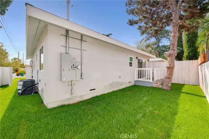 4705 Whitewood, Long Beach, California 90808