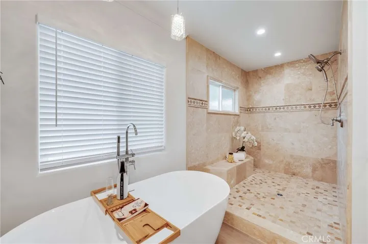 4705 Whitewood, Long Beach, California 90808