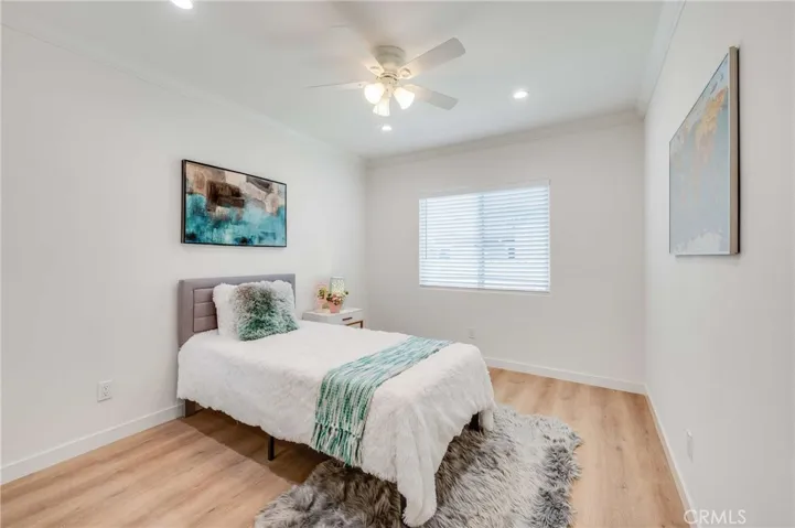 4705 Whitewood, Long Beach, California 90808