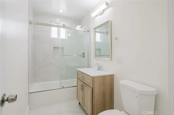7738 Wyngate, Tujunga, California 91042