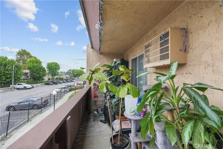 801 S Lyon A213, Santa Ana, California 92705