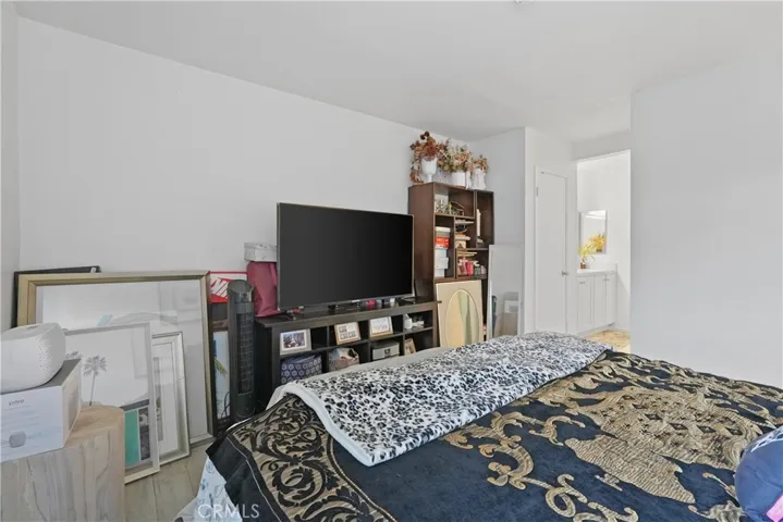 801 S Lyon A213, Santa Ana, California 92705
