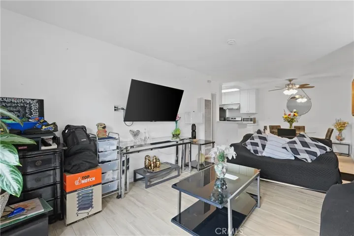 801 S Lyon A213, Santa Ana, California 92705