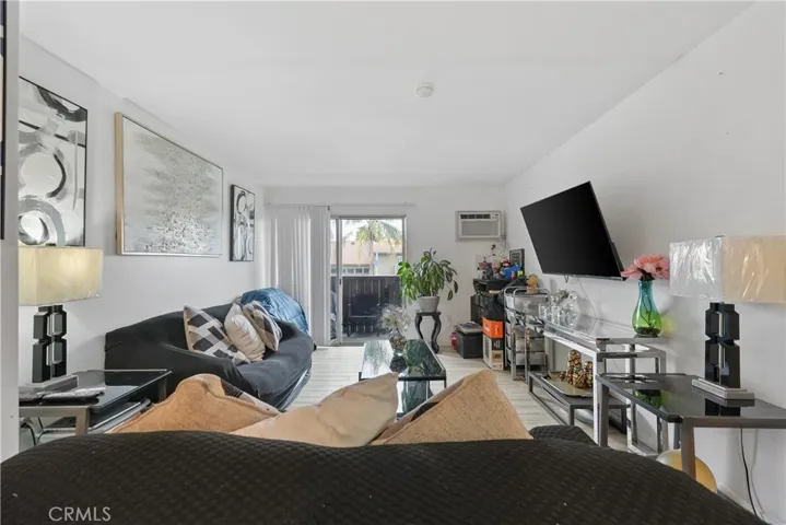 801 S Lyon A213, Santa Ana, California 92705