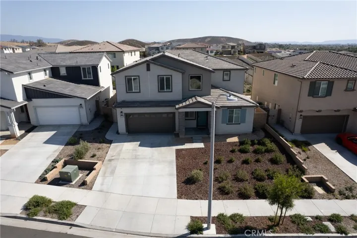 33067 Chartreuse, Winchester, California 92596