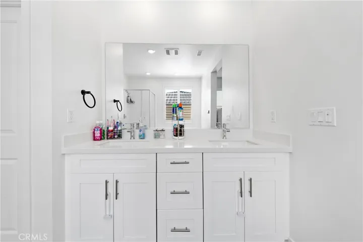 33067 Chartreuse, Winchester, California 92596