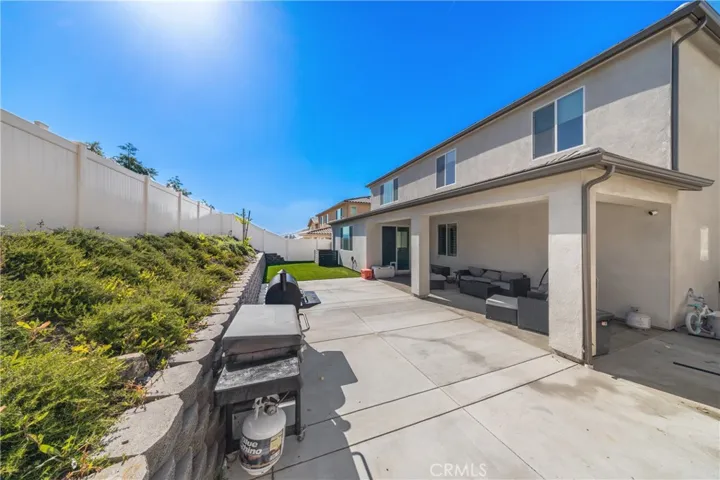 33067 Chartreuse, Winchester, California 92596