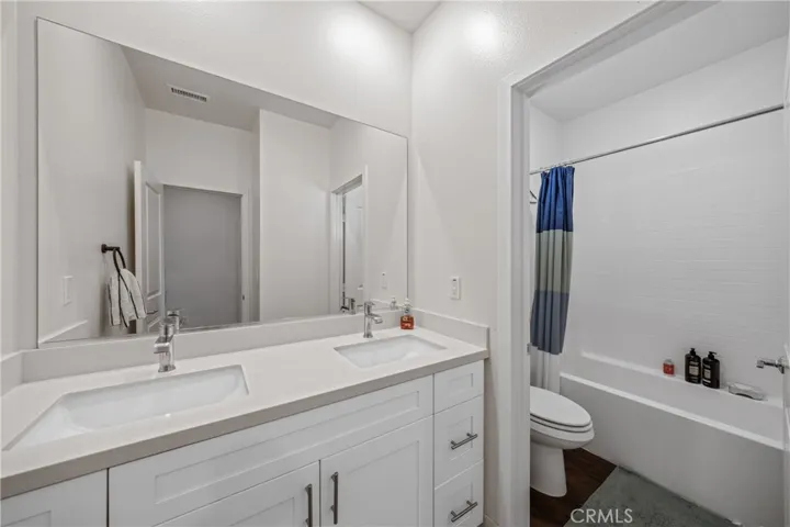 33067 Chartreuse, Winchester, California 92596