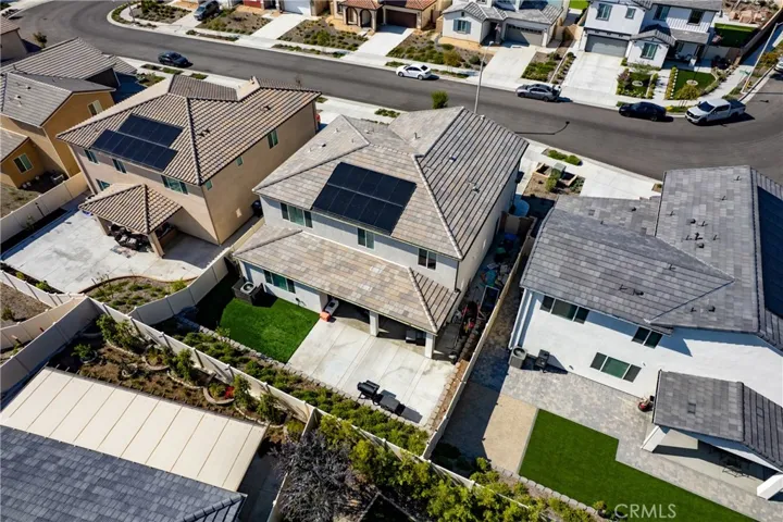 33067 Chartreuse, Winchester, California 92596