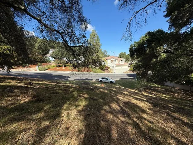 1920 Mantelli Drive, Gilroy, California 95020