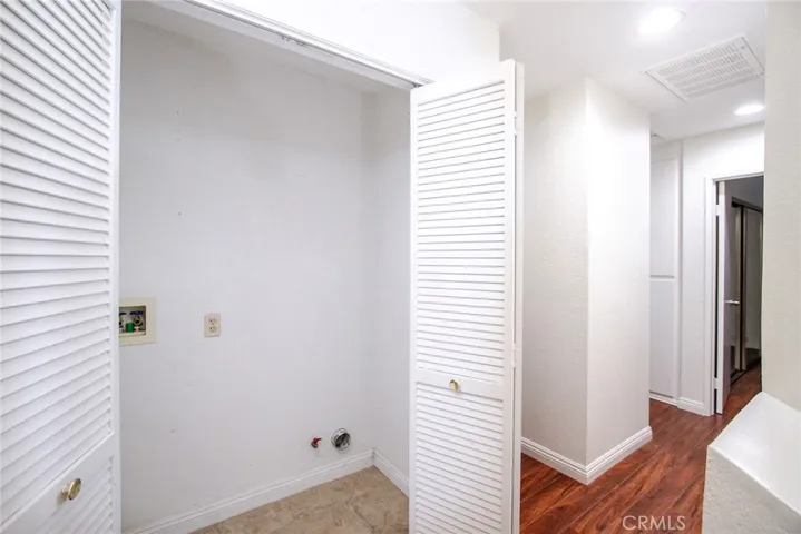 25124 Steinbeck B, Stevenson Ranch, California 91381