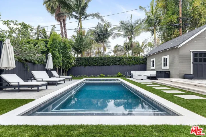 1617 N Vista Street, Los Angeles, California 90046