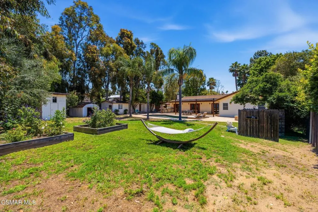 48-web-or-mls-897-old-farm-rd