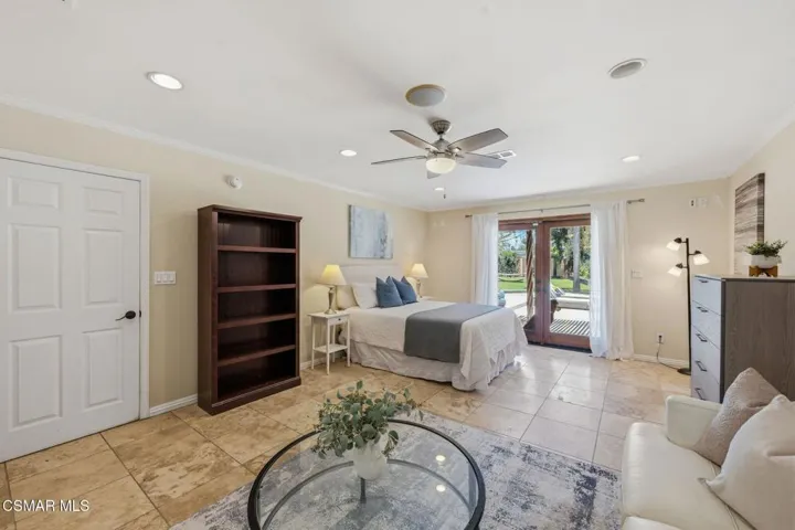 21-web-or-mls-897-old-farm-rd