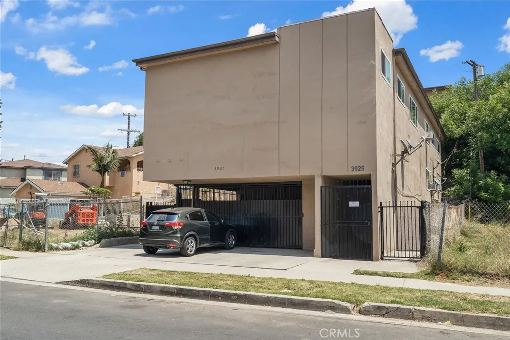 3925 Barrett, Los Angeles, California 90032 — photo 5