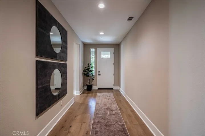 EXTRA WIDE HALLWAY