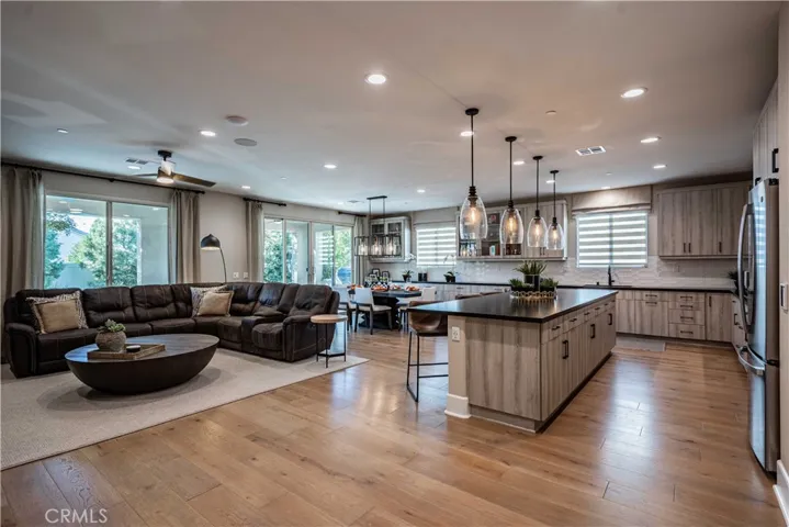 OPEN CONCEPT WITH AMPLE LIGHTING
