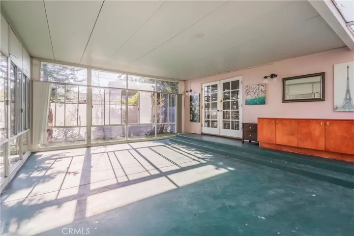 Enclosed patio