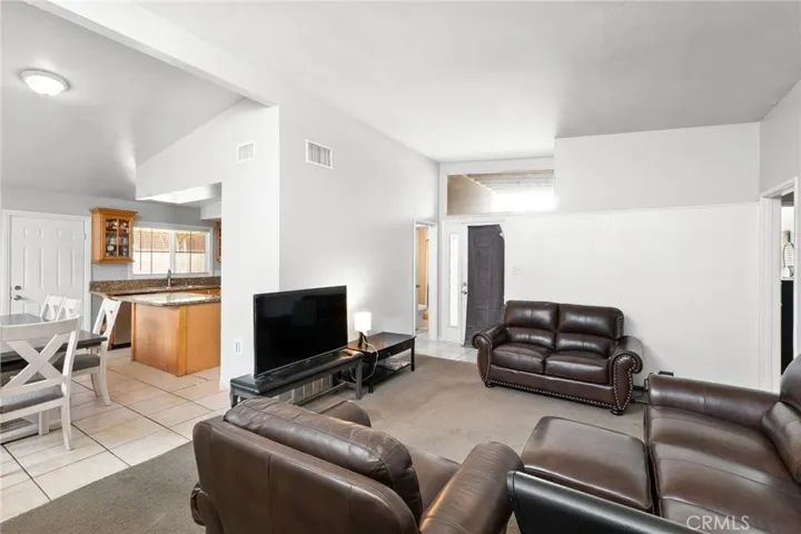 3303 La Rue Street, Jurupa Valley, California 92509