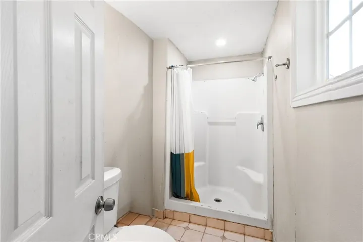 3303 La Rue Street, Jurupa Valley, California 92509