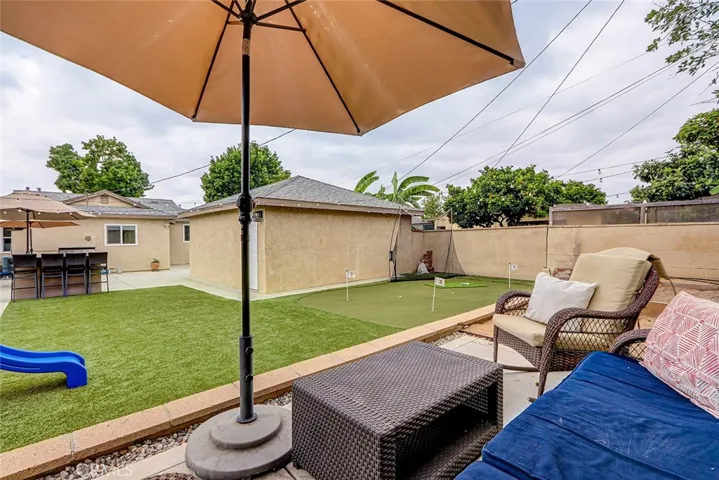 Lounge Next to Raised Garden
