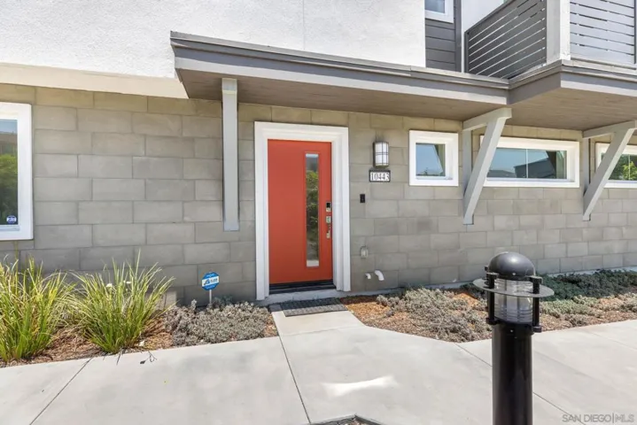 10443 Newbliss Way, San Diego, California 92126