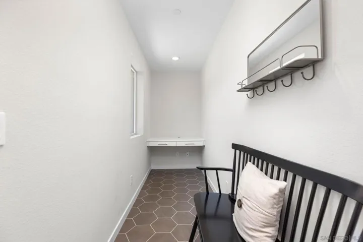 10443 Newbliss Way, San Diego, California 92126