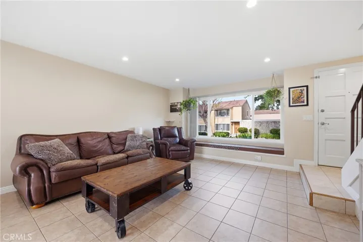 15102 Varsity Street D, Moorpark, California 93021