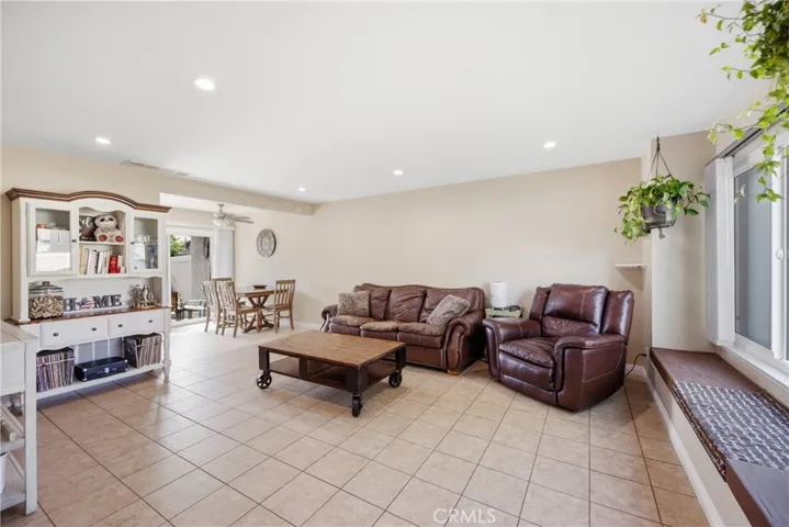 15102 Varsity Street D, Moorpark, California 93021