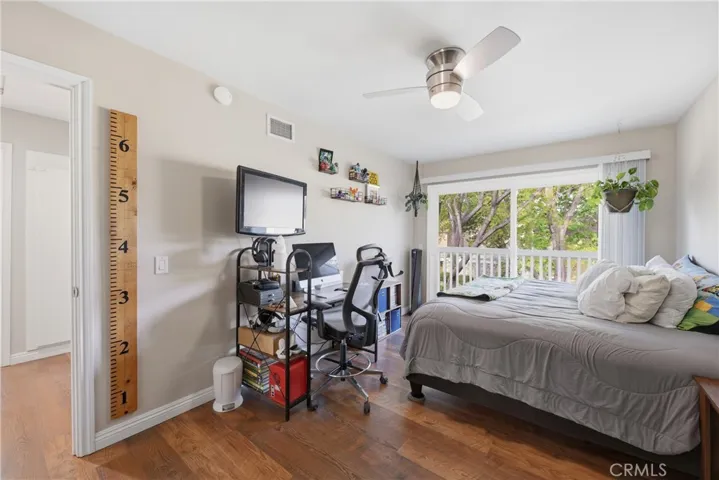 15102 Varsity Street D, Moorpark, California 93021