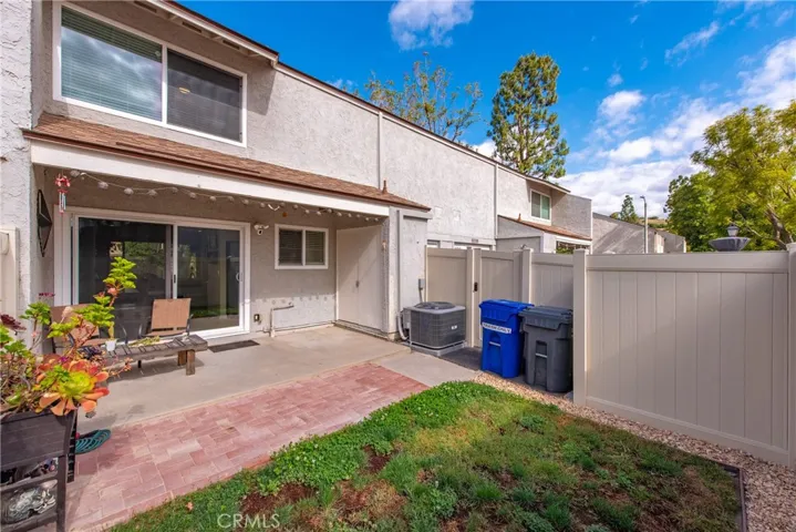 15102 Varsity Street D, Moorpark, California 93021
