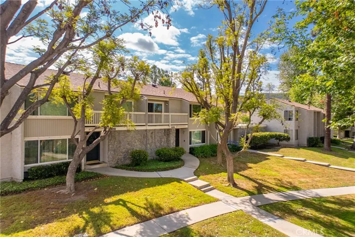 15102 Varsity Street D, Moorpark, California 93021