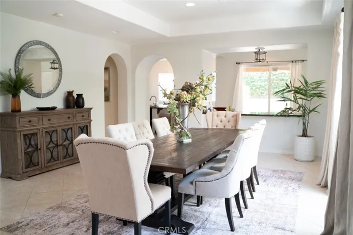 Formal dining room or second living room