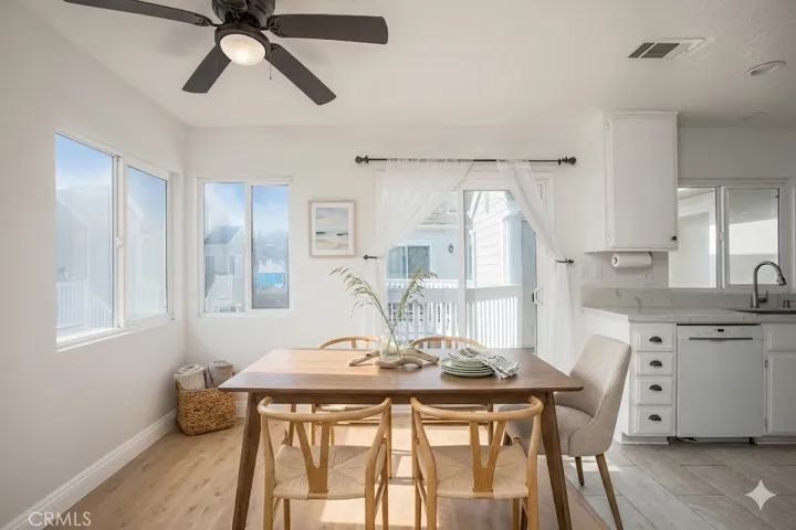 Virtually staged Kitchen area