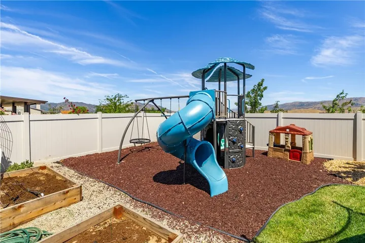 605 W Orchard, Tehachapi, California 93561