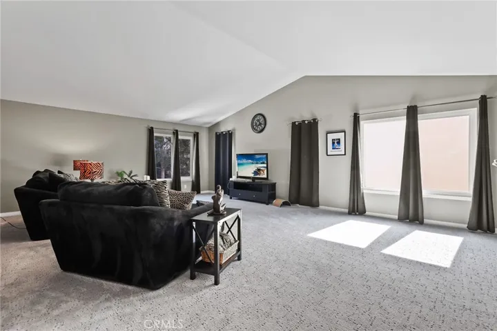 22701 Foxridge, Mission Viejo, California 92692