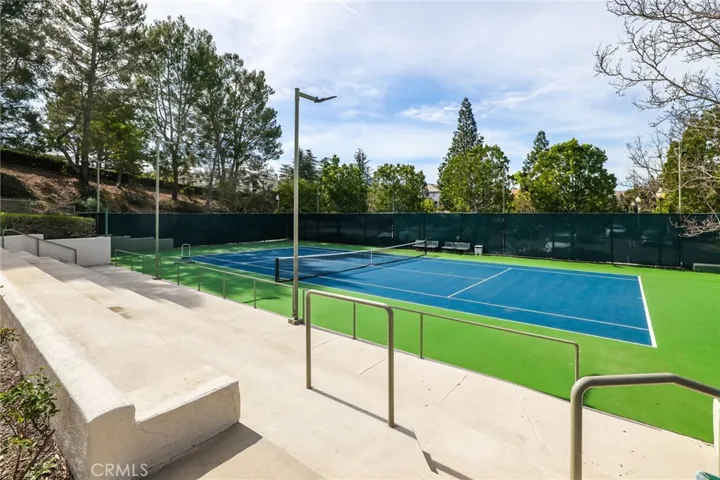 22701 Foxridge, Mission Viejo, California 92692