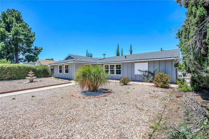 20431 Lassen Street, Chatsworth, California 91311