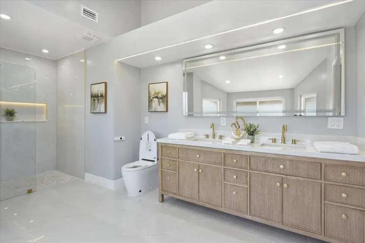 18874 Mount Cimarron Street, Fountain Valley, California 92708