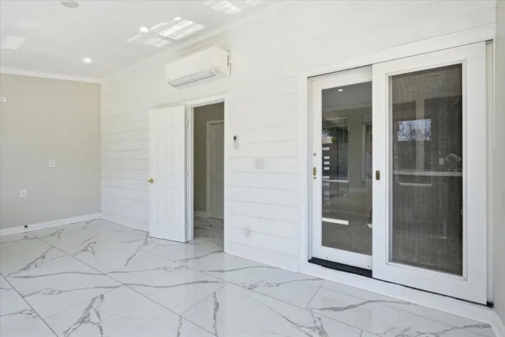 18874 Mount Cimarron Street, Fountain Valley, California 92708