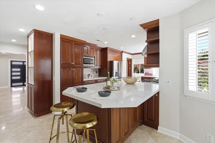 18874 Mount Cimarron Street, Fountain Valley, California 92708