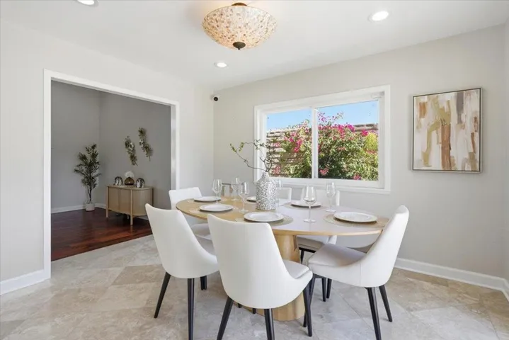 18874 Mount Cimarron Street, Fountain Valley, California 92708